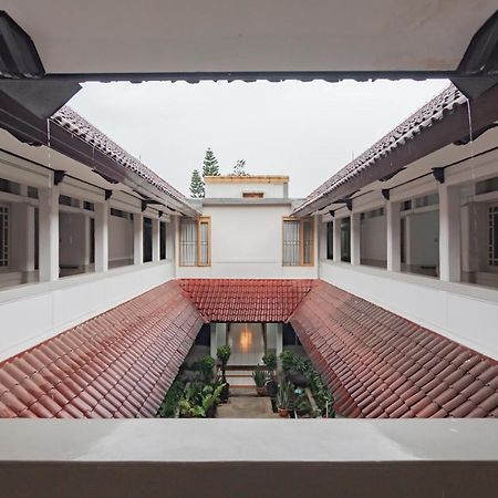 Koolkost Near Bandung Station Otel Dış mekan fotoğraf
