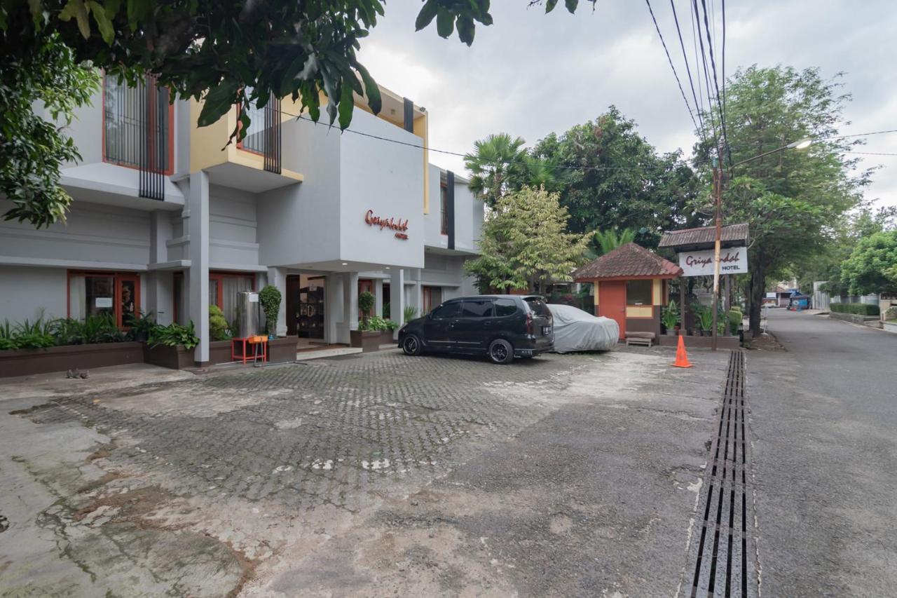 Koolkost Near Bandung Station Otel Dış mekan fotoğraf