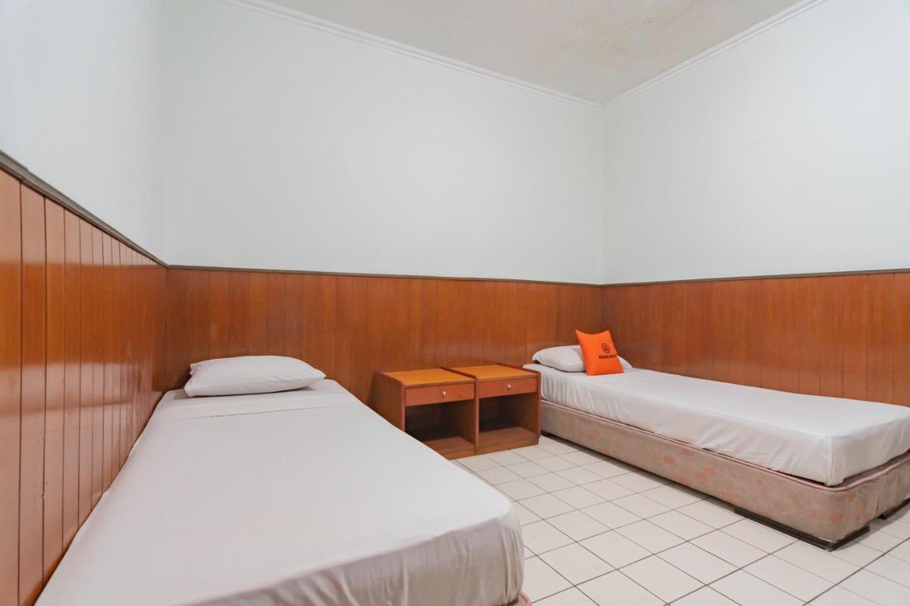 Koolkost Near Bandung Station Otel Dış mekan fotoğraf