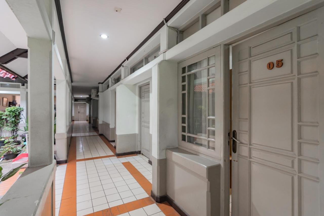Koolkost Near Bandung Station Otel Dış mekan fotoğraf