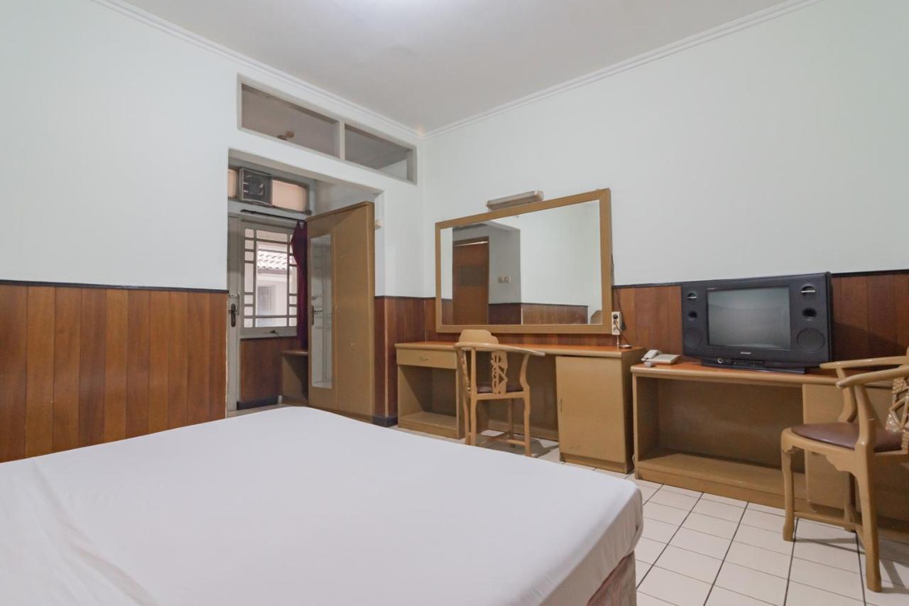 Koolkost Near Bandung Station Otel Dış mekan fotoğraf