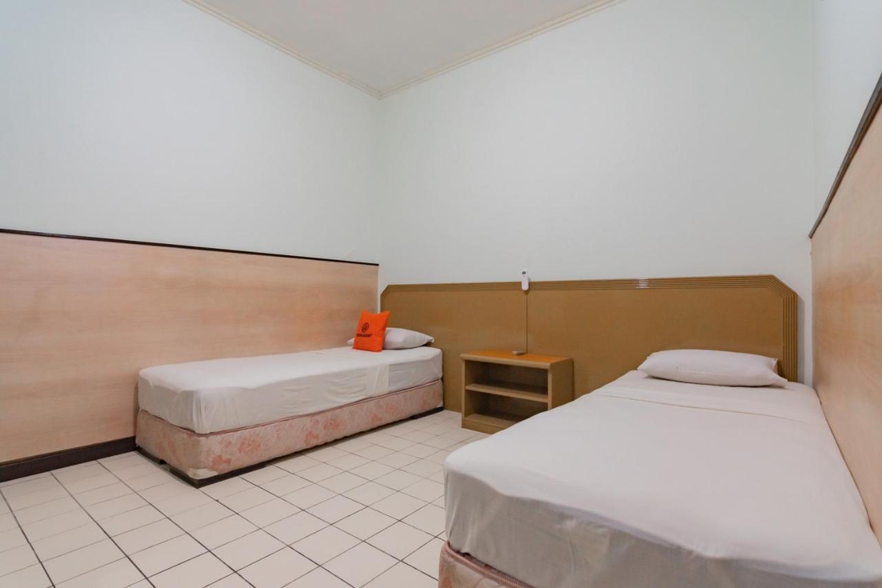 Koolkost Near Bandung Station Otel Dış mekan fotoğraf