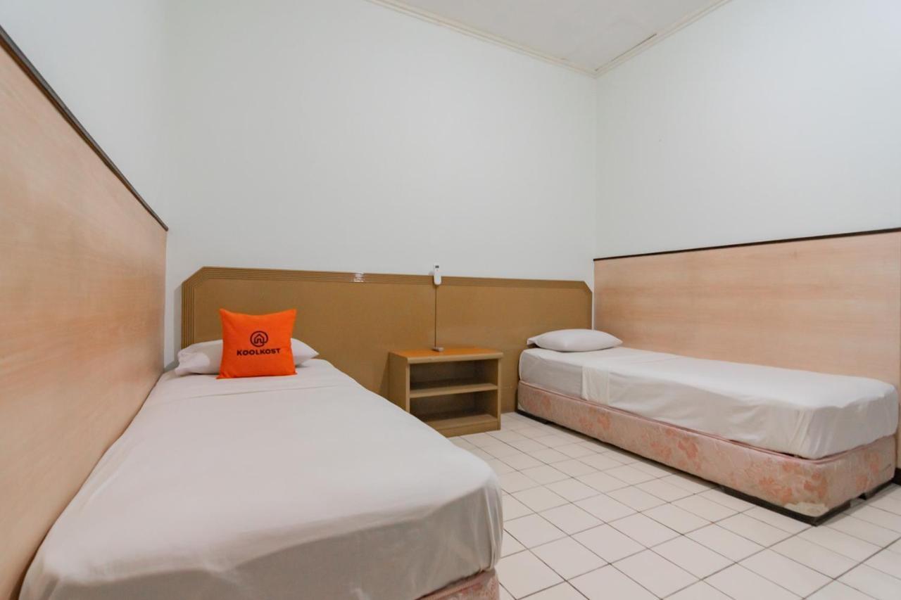 Koolkost Near Bandung Station Otel Dış mekan fotoğraf