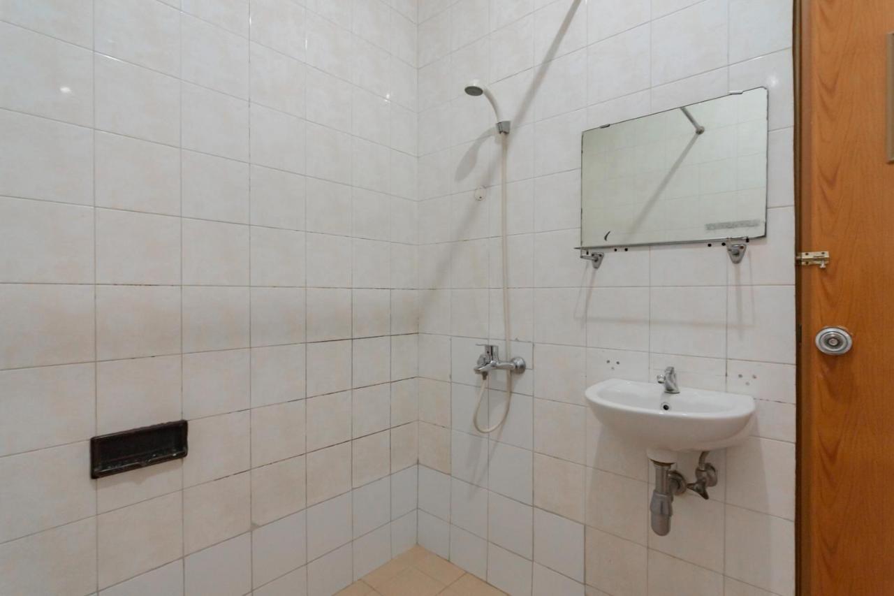Koolkost Near Bandung Station Otel Dış mekan fotoğraf