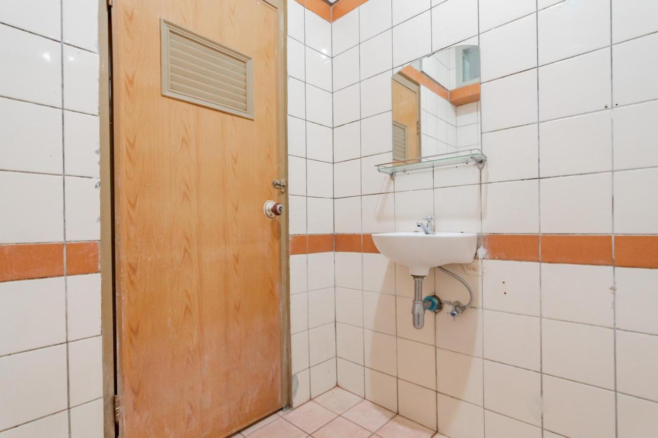 Koolkost Near Bandung Station Otel Dış mekan fotoğraf