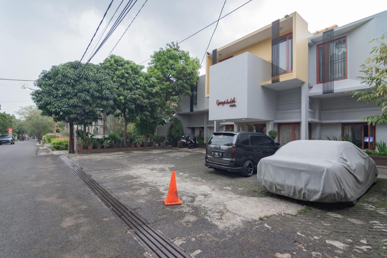 Koolkost Near Bandung Station Otel Dış mekan fotoğraf