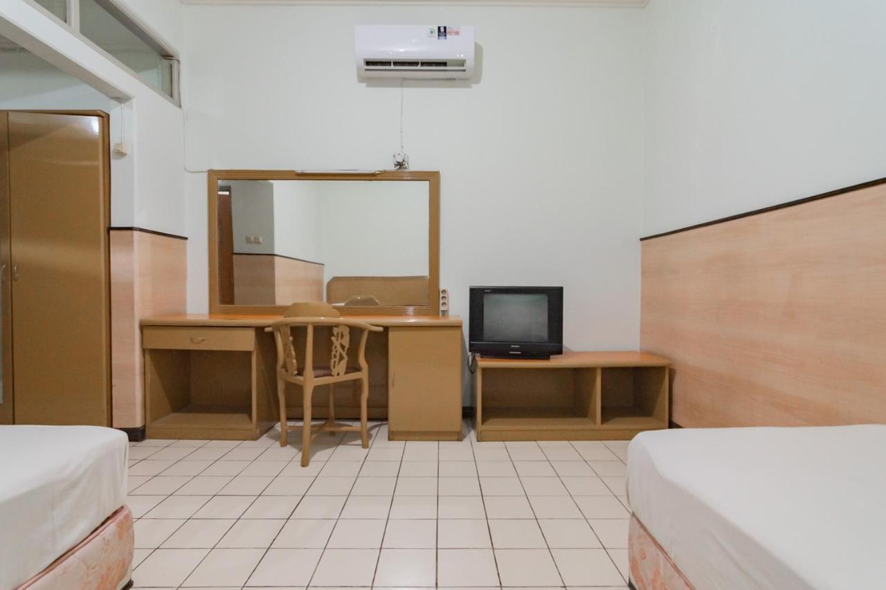 Koolkost Near Bandung Station Otel Dış mekan fotoğraf